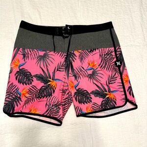 HURLEY PHANTOM 18 Fuse BoardShorts Men Size 34W - NWOT